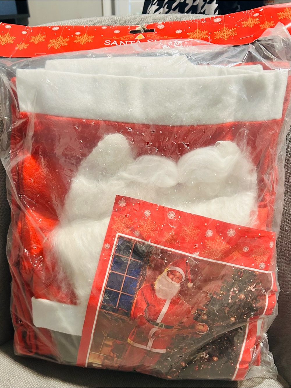 Source Unknown Red and White Santa Suit Costume Set